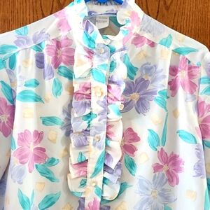 Misses Vintage Paris Station Size 16 ruffled long sleeve blouse